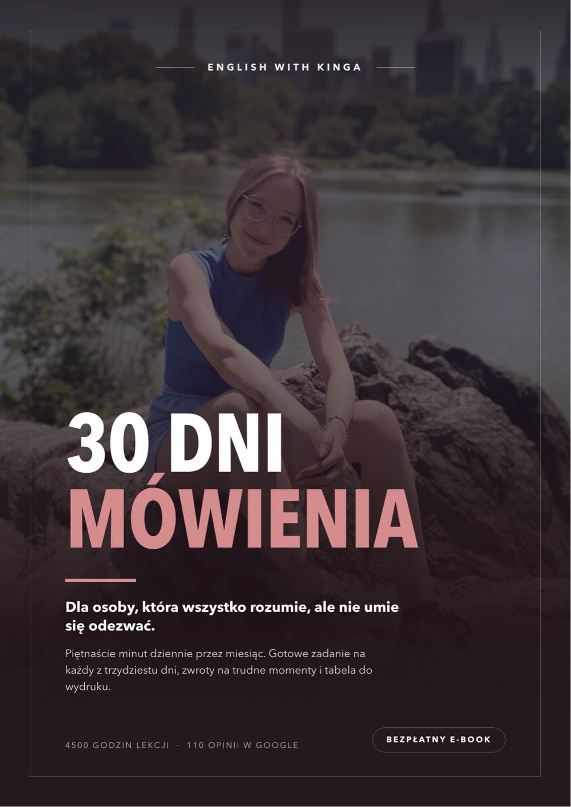 Okładka e-booka 30 dni mówienia: Kinga z dyplomem przed bramą Uniwersytetu Warszawskiego